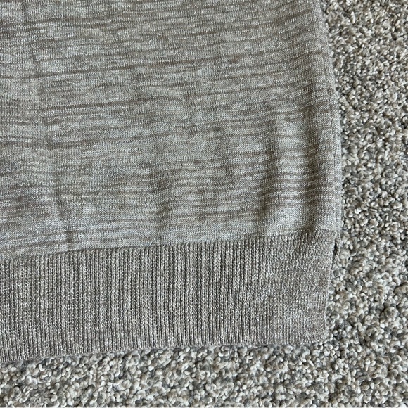 Gap Silver/Gold Metallic V-neck Long Sleeve Sweater, Size Small - Picture 7 of 7